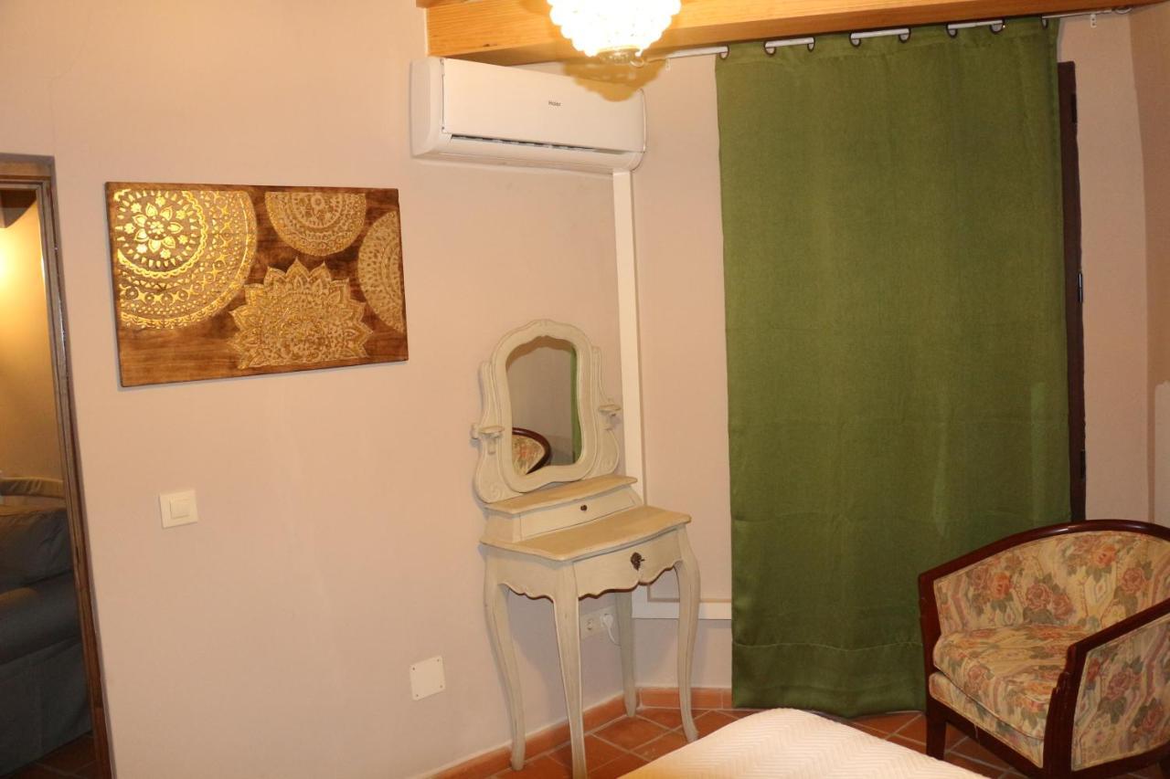 Apartamentos Coliseo Толедо Экстерьер фото