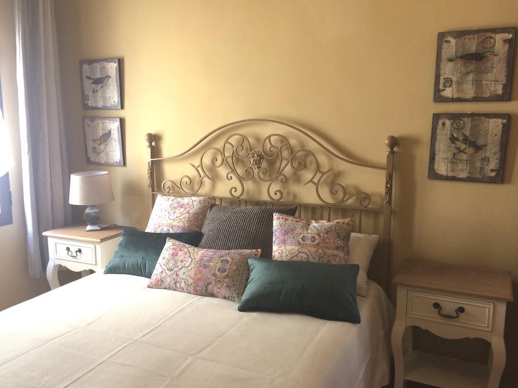 Apartamentos Coliseo Толедо Экстерьер фото