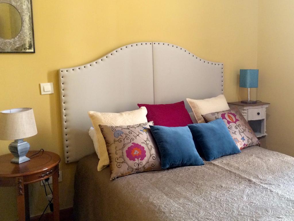 Apartamentos Coliseo Толедо Экстерьер фото