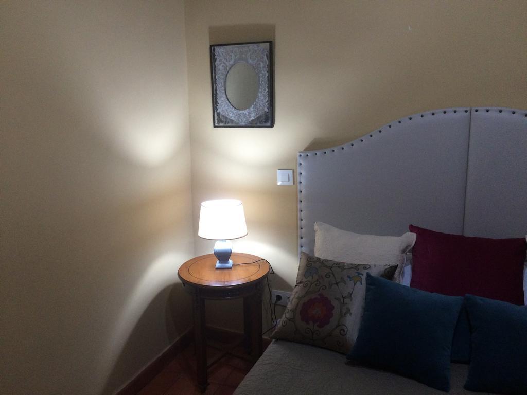 Apartamentos Coliseo Толедо Экстерьер фото